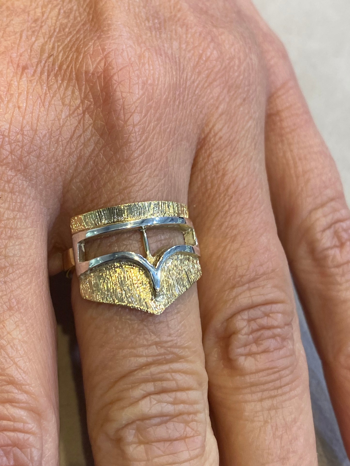 18kt White & Yellow Mask Ring