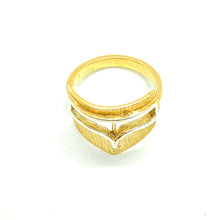 Carica l'immagine nel visualizzatore di Gallery, 18kt white & yellow Mask Ring