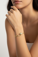 Carica l'immagine nel visualizzatore di Gallery, Bracciale Serpe 18kt
