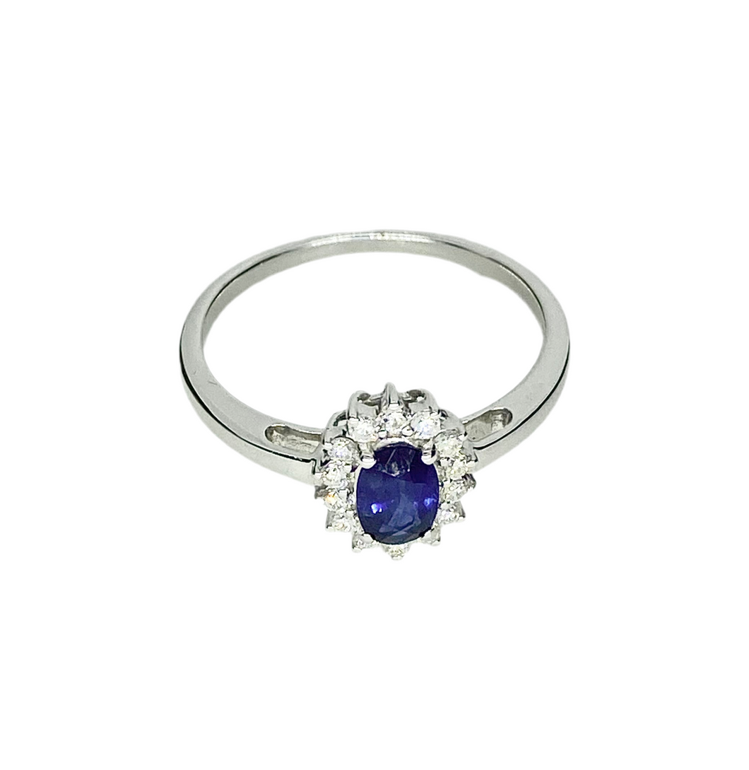 Anello in oro bianco con Zaffiro e diamanti naturali