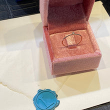 Carica l&#39;immagine nel visualizzatore di Gallery, Anello solitario con diamante naturale ct 0,02
