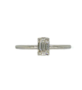 Anello in oro bianco 18k con diamanti naturali